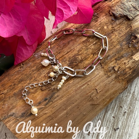 Alquimia Jewelry - Dainty jewelry bohemian style bracelet Silver freshwater pearl